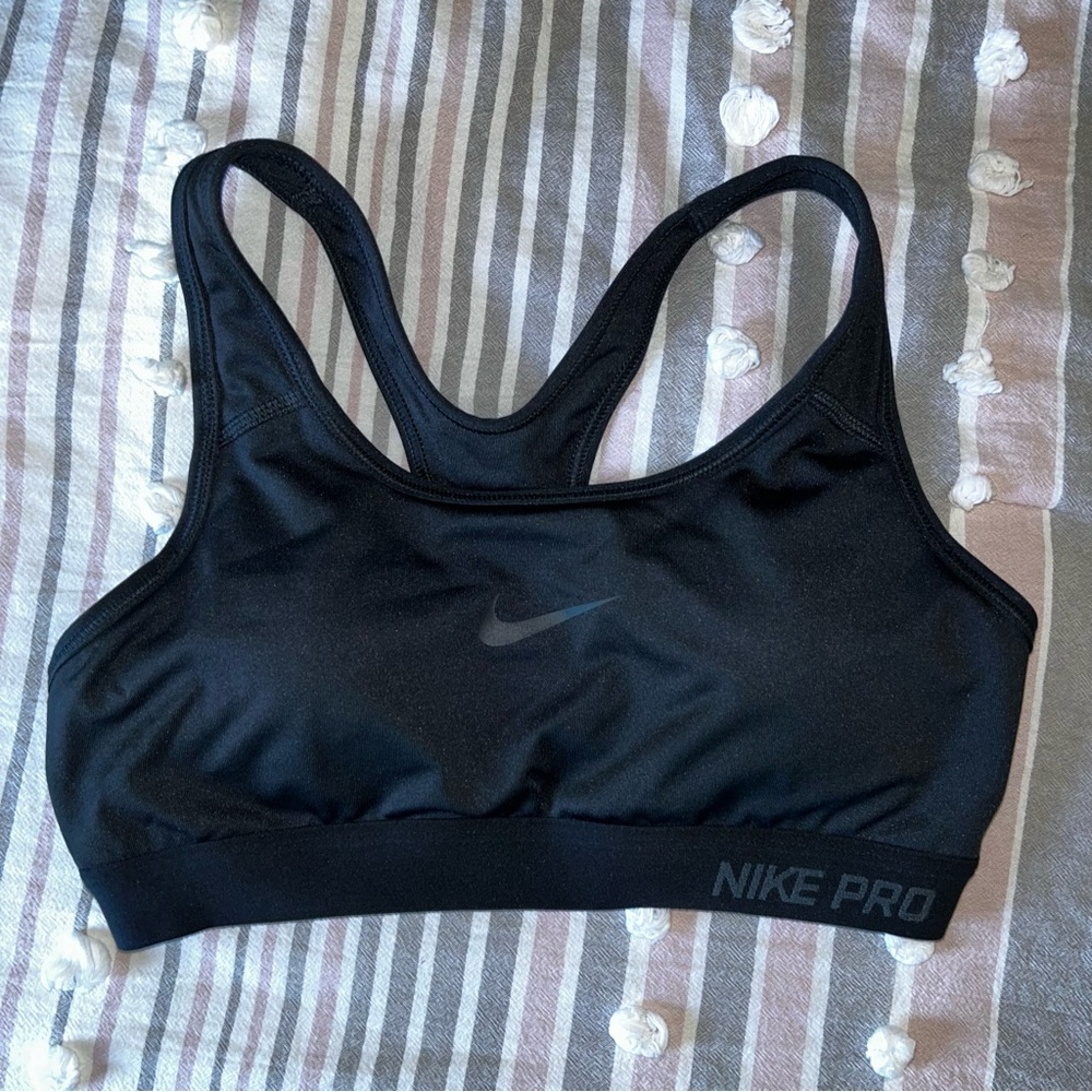 Nike Pro Sports Bra